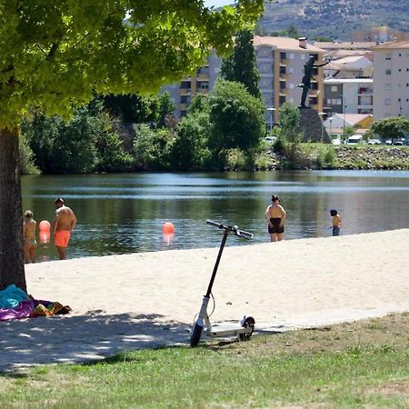 Apartamento Trav. Santa Luzia ミランデラ エクステリア 写真