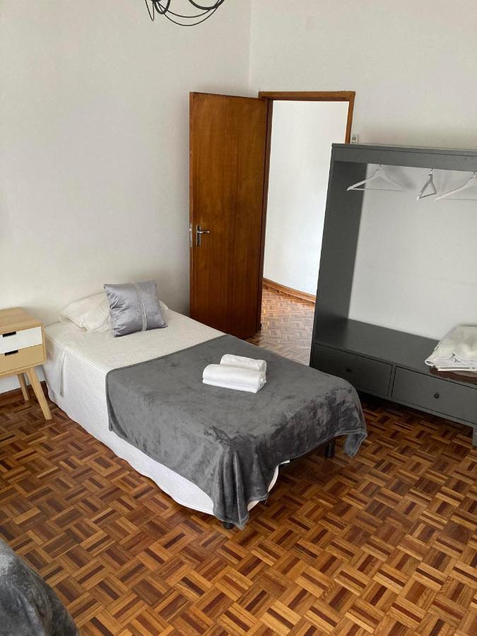 Apartamento Trav. Santa Luzia ミランデラ エクステリア 写真